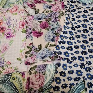 Lot of Posh Peanut Floral Pjs size 3t